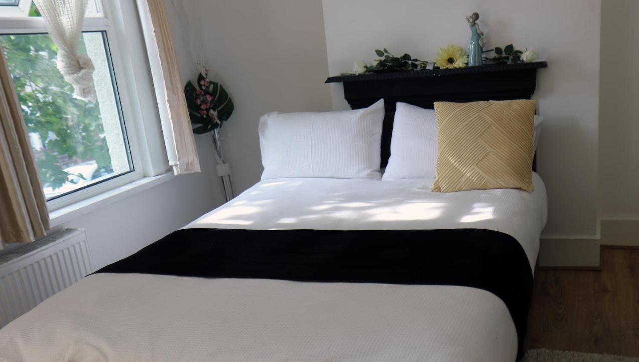 Cozy Rooms Or Apartment In London Townhouse Fast Links To Central Extérieur photo